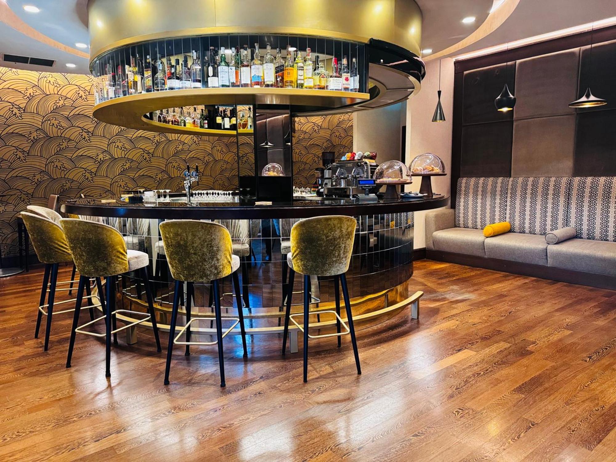 罗马圣彼得皇冠假日酒店 外观 照片